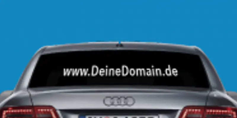 Aufkleber auf der Heckscheibe – Was musst Du beachten